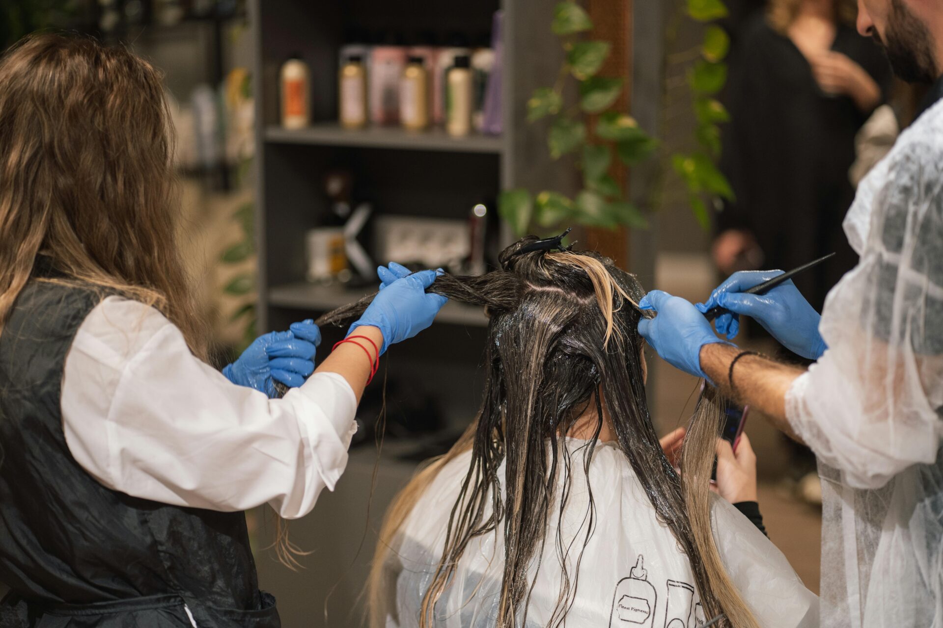 Mobile Hair Dresser Vs Salon Hair Dresser